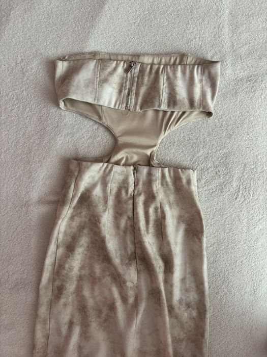 Рокля Bershka XS