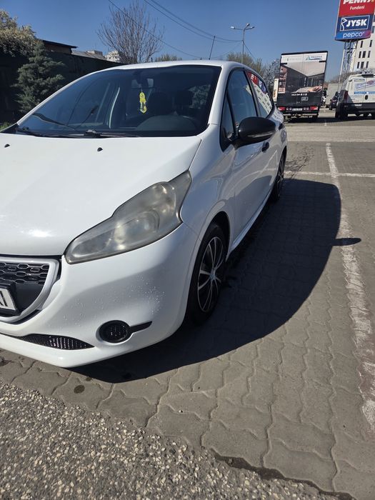 Peugeot 208 1.4 hdi