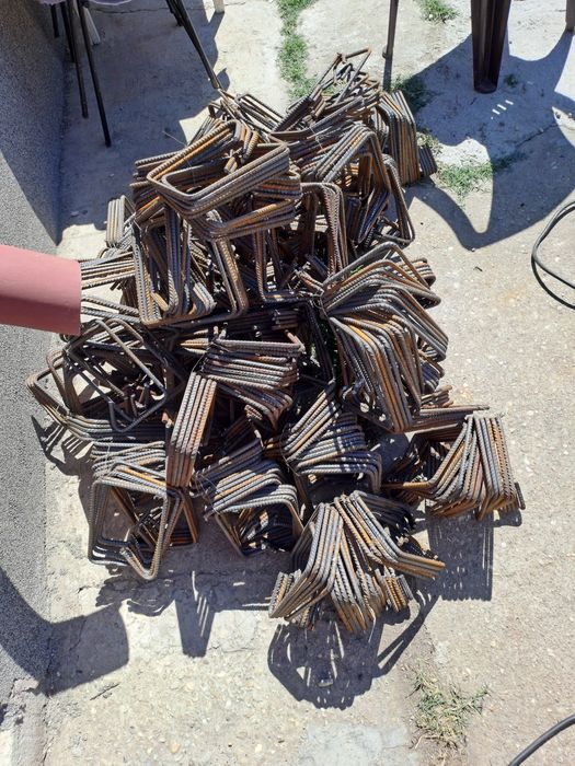 Oferim spre vânzare etrieri pc 8 disponibili din stoc sau la comandă,