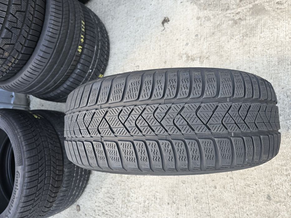 De vanzare 225 50 r18 Pirelli
