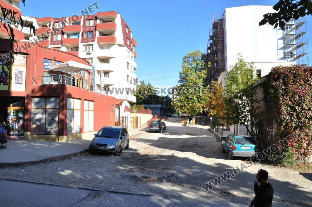 Дава се под наем Гараж / Паркомясто в Хасково, Овчарски - 20 кв.м за 61.2 € - Снимка #1