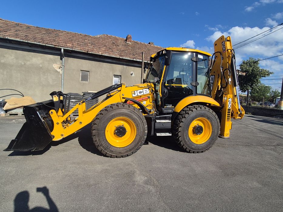 JCB 4CX AN 2021   de vanzare