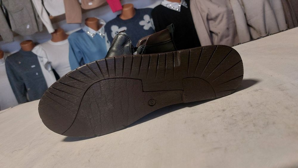 Vând ghete piele marimea 40