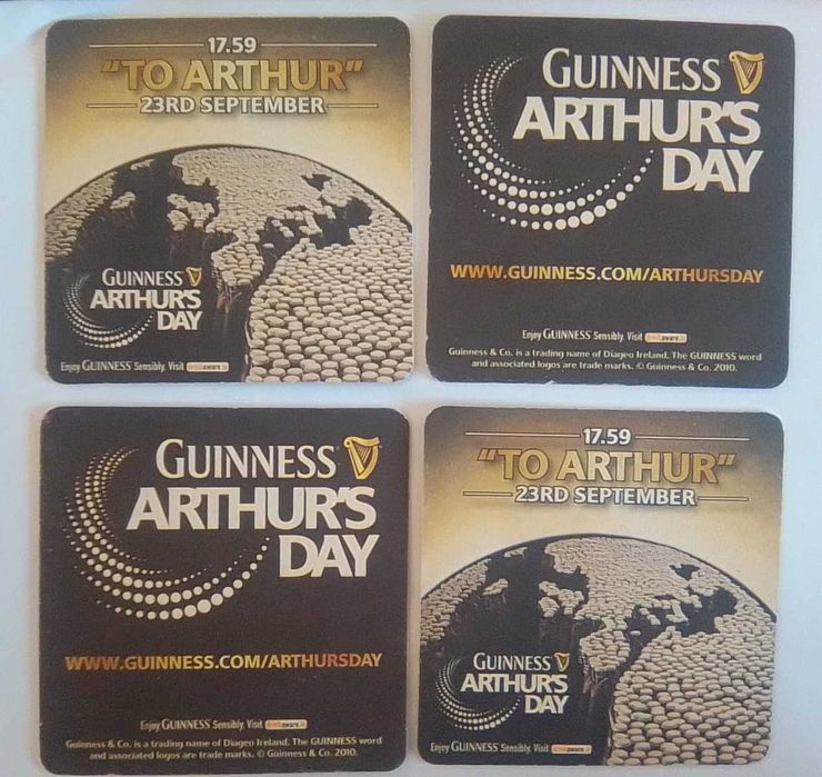 Подложки за бира Гинес и календарчета с футболисти и др. 1980, 81, 82