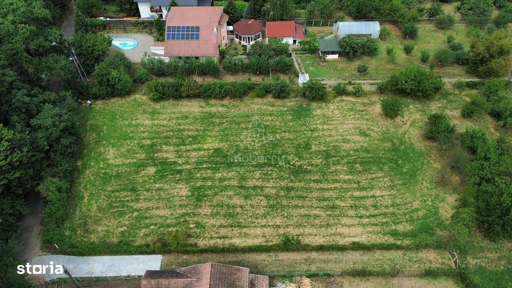 Vanzare teren 1000 mp, liniste si aer curat