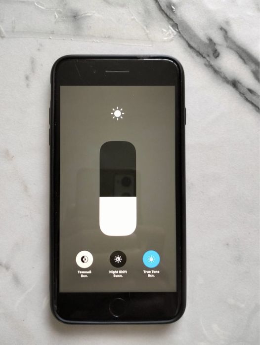 Iphone 8 plus в хорошем состояние