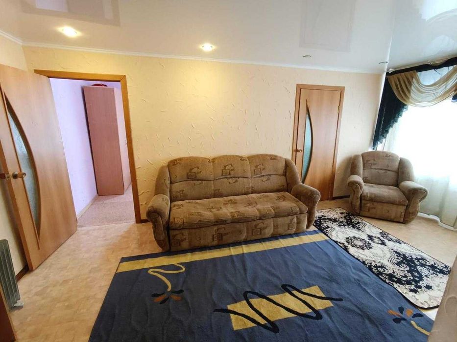 *Продается 2-х комн в Центре города ! Район ТД Абзал!