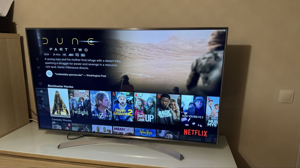 Телевизор LG - 55 инча