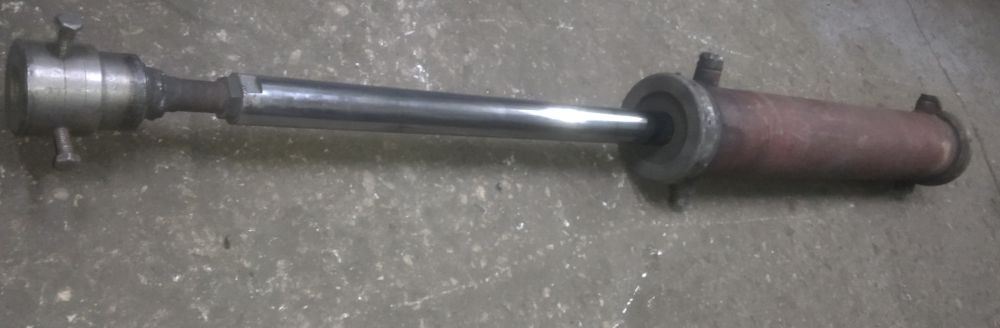 Гидравлический цилиндр