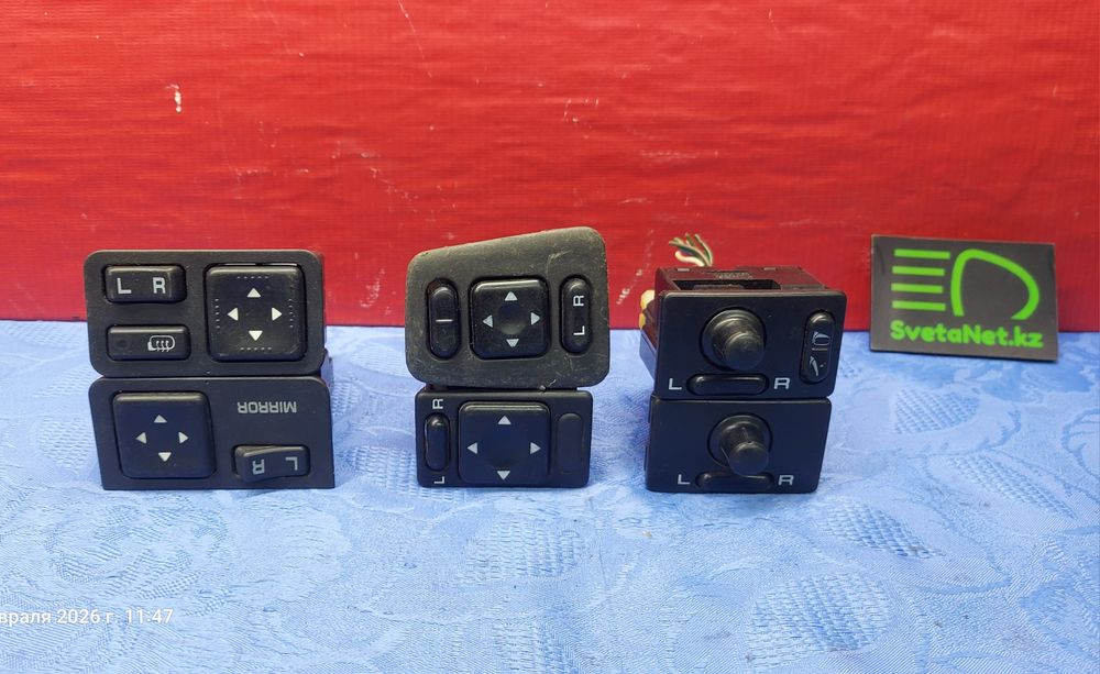 Кнопка Субару аварийки зеркал  стеклоподъемника туманки