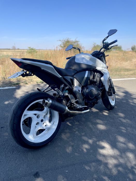 Vand Honda CB1000R