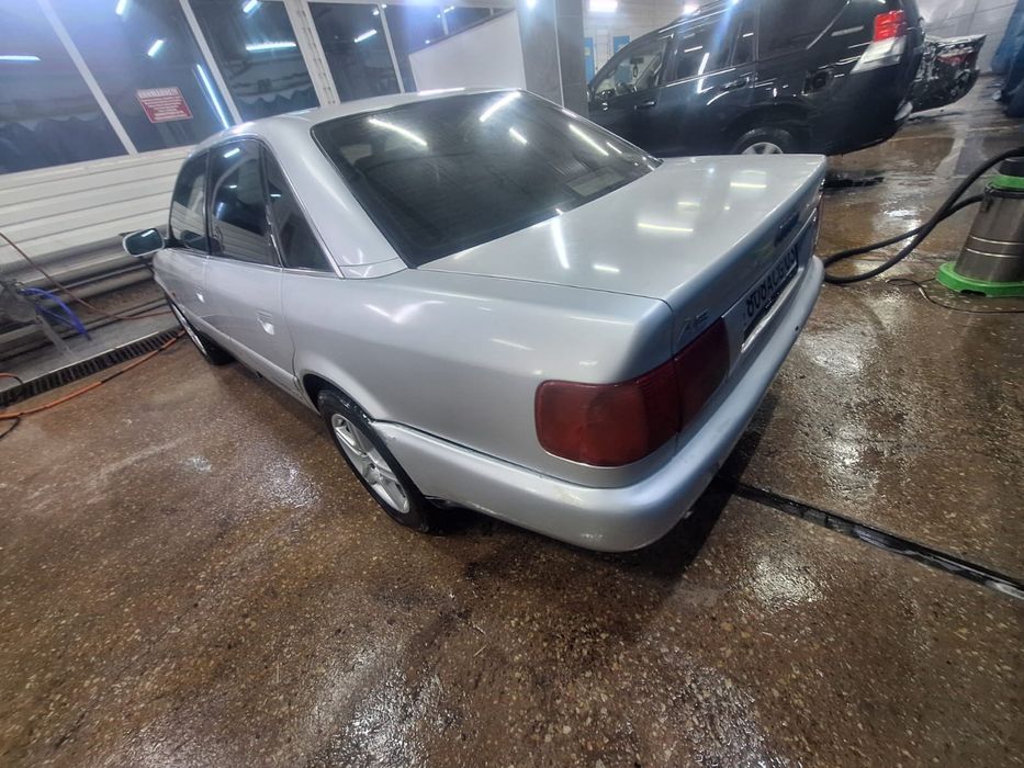 Продам Audi A6 C4 Quattro