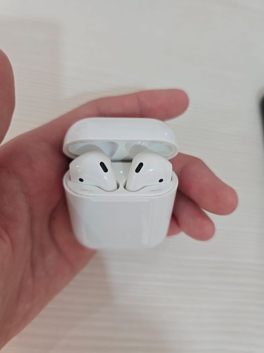 продам AirPods 1