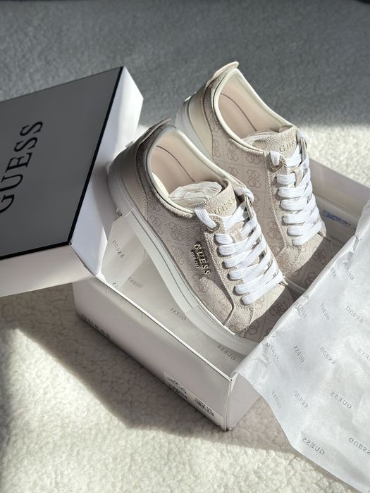 Продам кеды Guess Genza Low Top