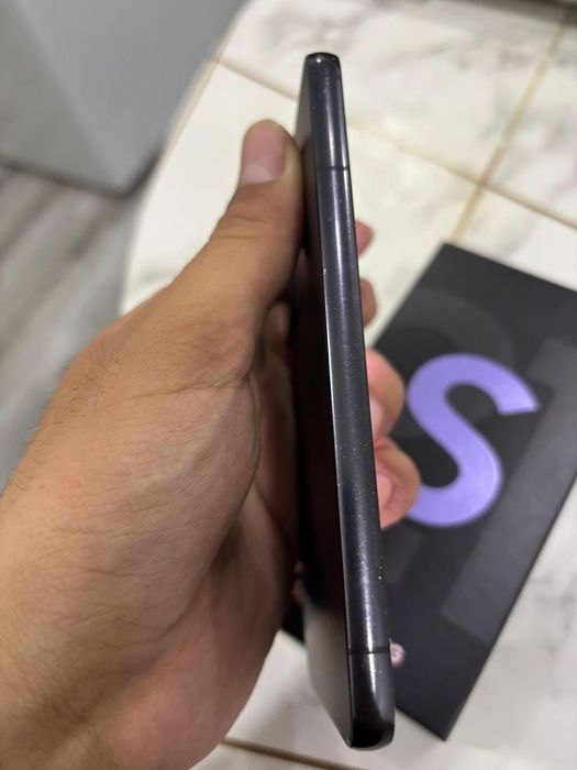 Samsung S22 128gb в идеале