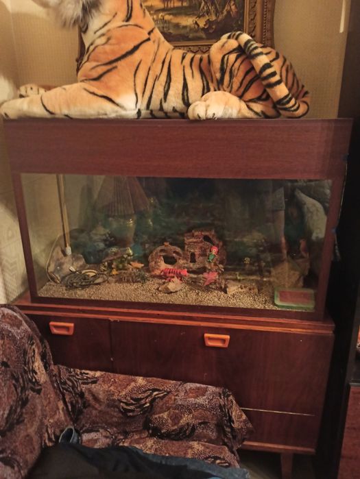 Продам Савой аквариум 200л