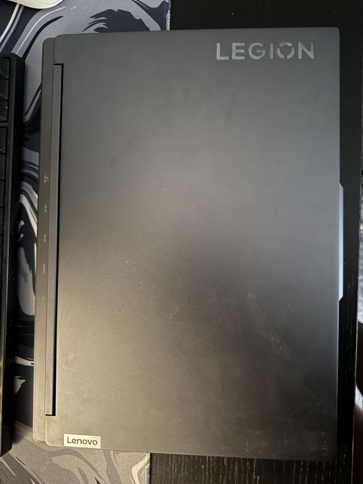 Lenovo Legion Slim 7 16IRH8 – на части – изгоряла дънна платка