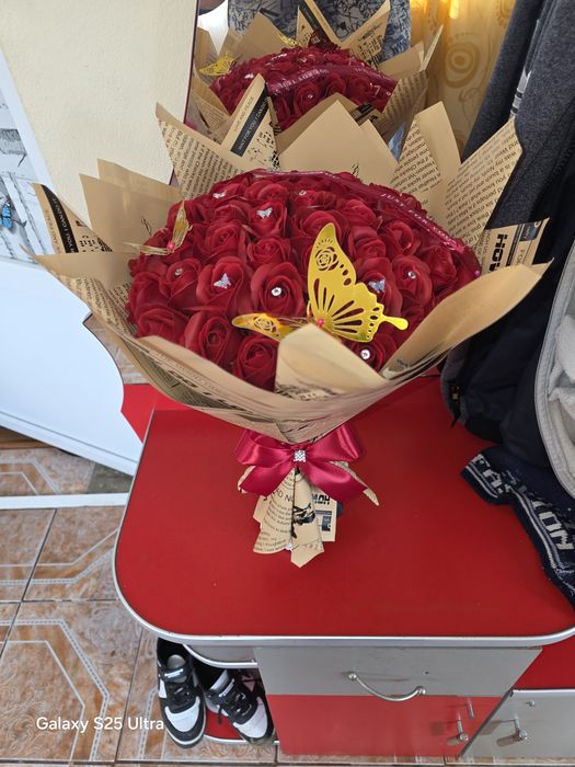 Buchet rose 51 din săpun