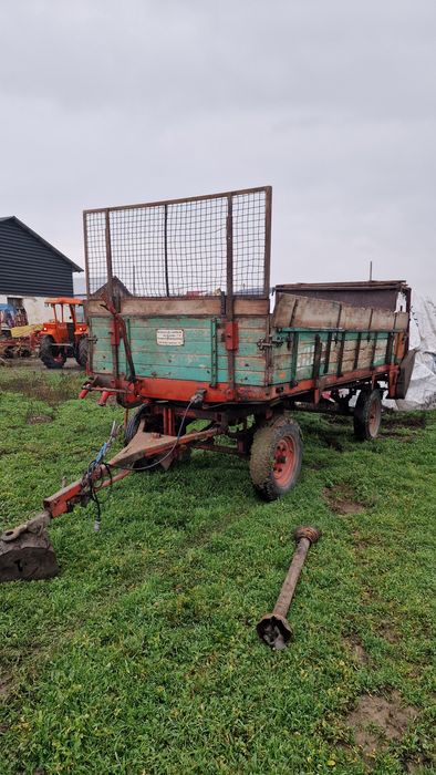 Mig Gunoi Remorca gunoi împrăștiat