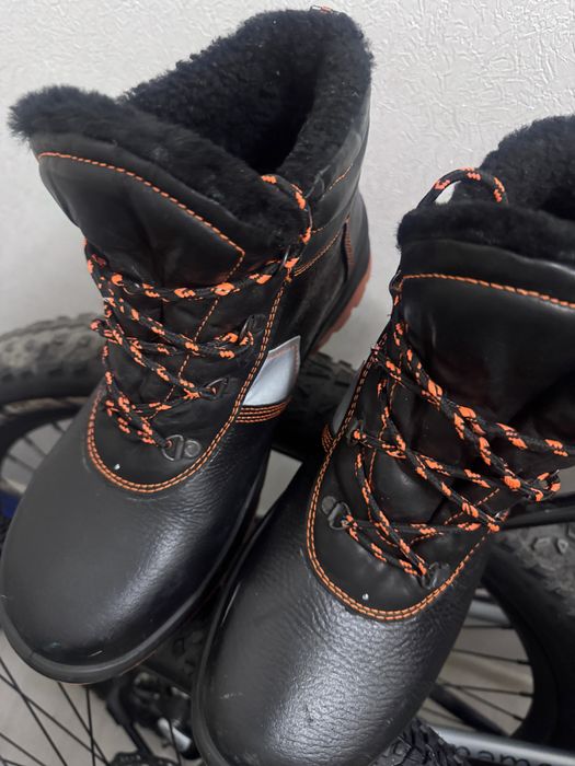 Спецботинка зимний