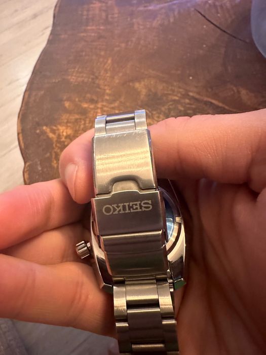 Продавам часовник Seiko Prospex Sumo SPB 323J1