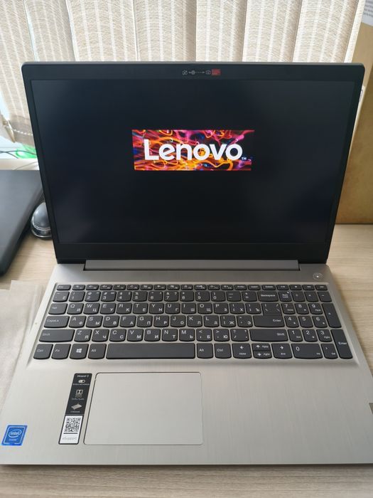 Ноутбук Lenovo новая