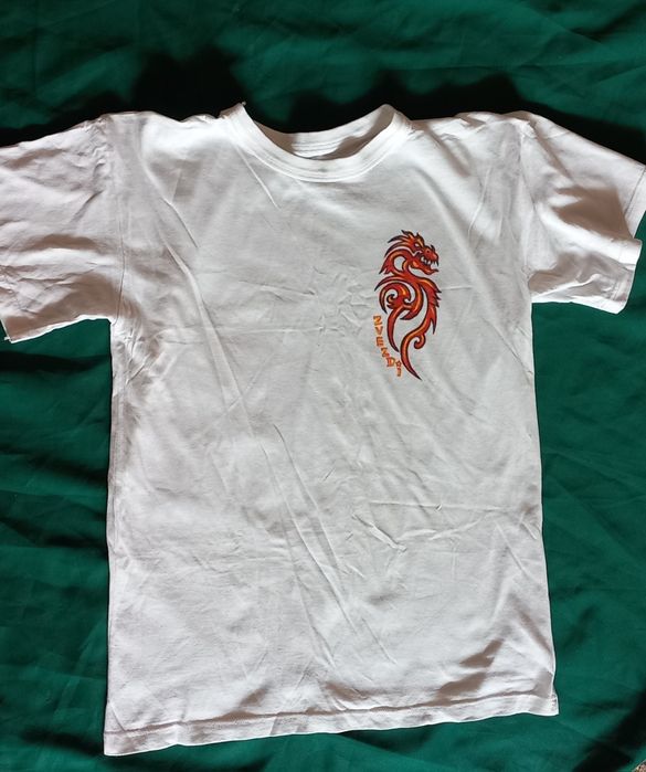 Ръчно рисувани тениски