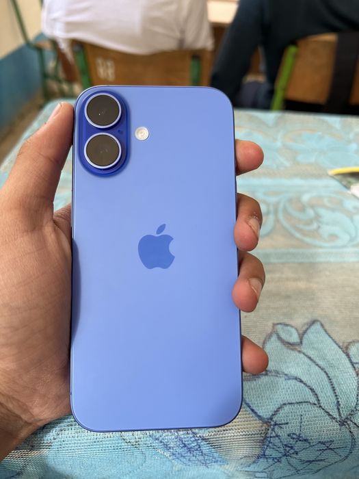 Iphone 16 ideal aybi kichkina holi bor