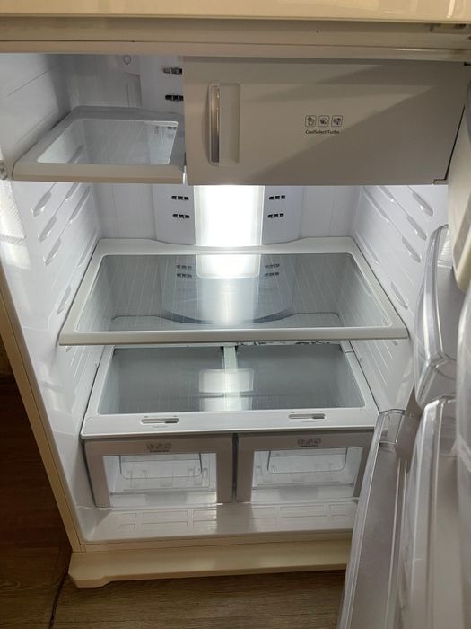 Холодильник сенсорный