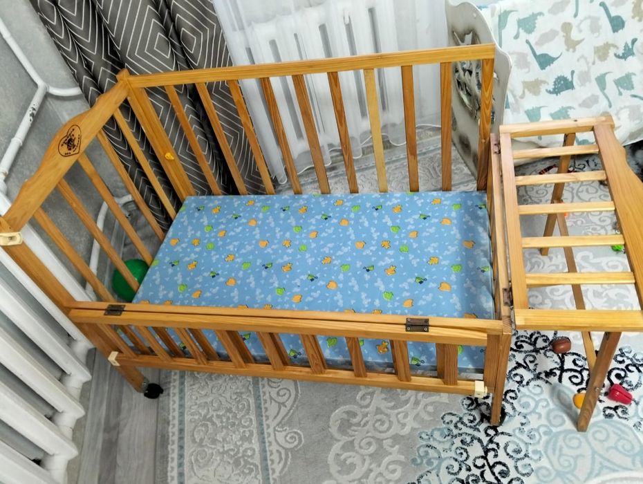 Манеж  сатылады.