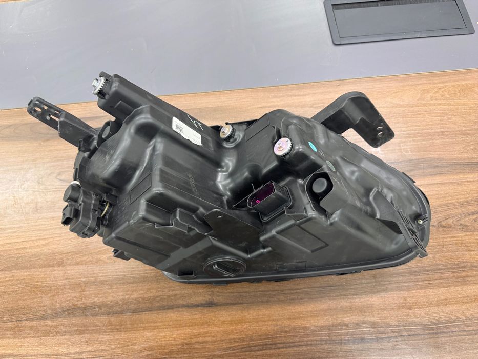 Фара левая Geely Coolray