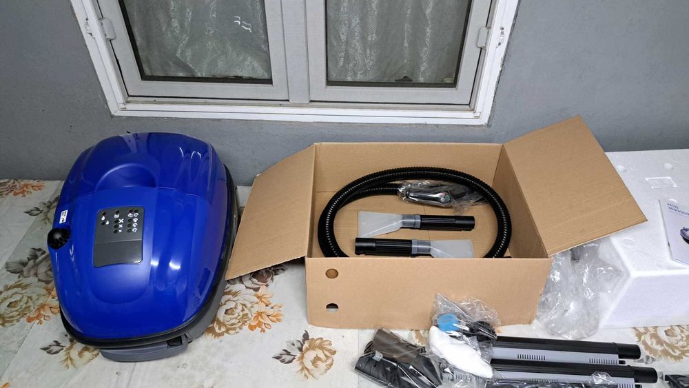 Aspirator Cu Aburi curatare tapiterie Detailing Steam Italy 3000D