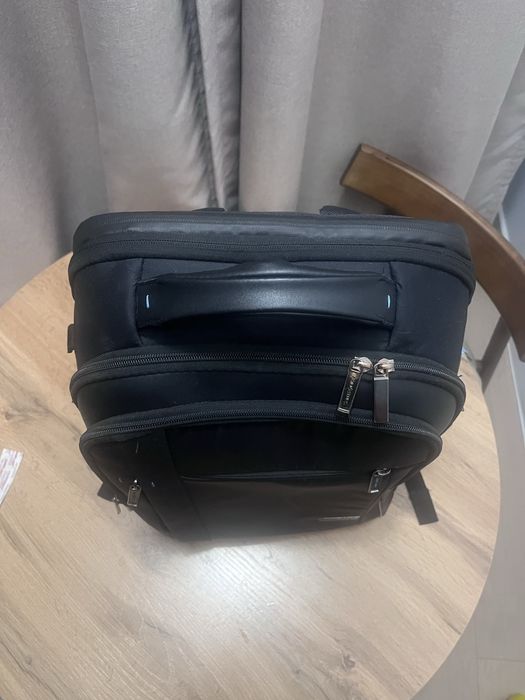 Оринигал Samsonite