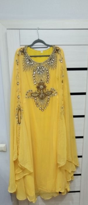 Продам платье Абайку