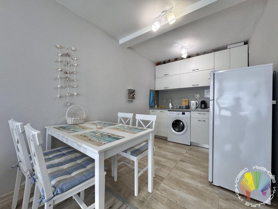 Дава се под наем Двустаен апартамент в Бургас, Лазур - 60 кв.м за 510 € - Снимка #8