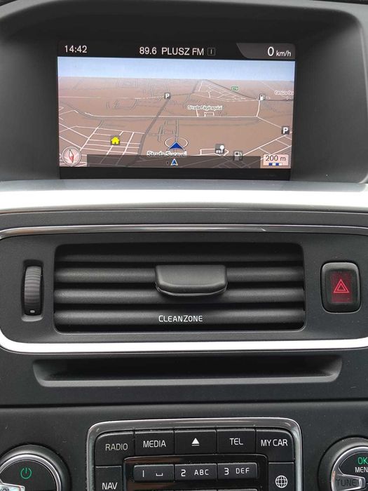 Volvo V60 Cross Country 2018