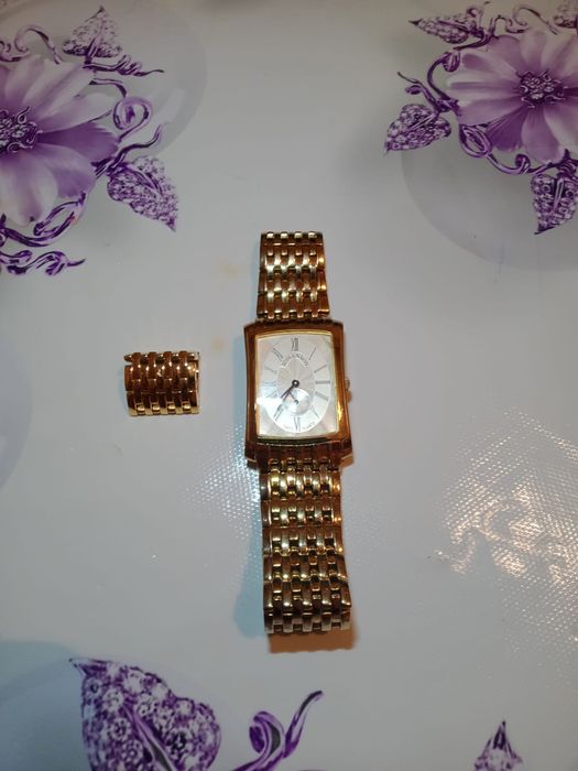 Продам часы 5000