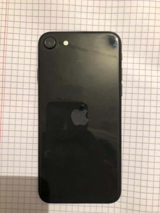 Продам Iphone SE 2020 64gb EAC