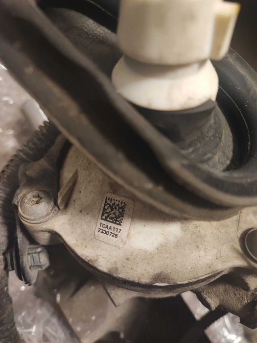 Casetă direcție(defectă mecanic, bună electric orice) Opel astra K