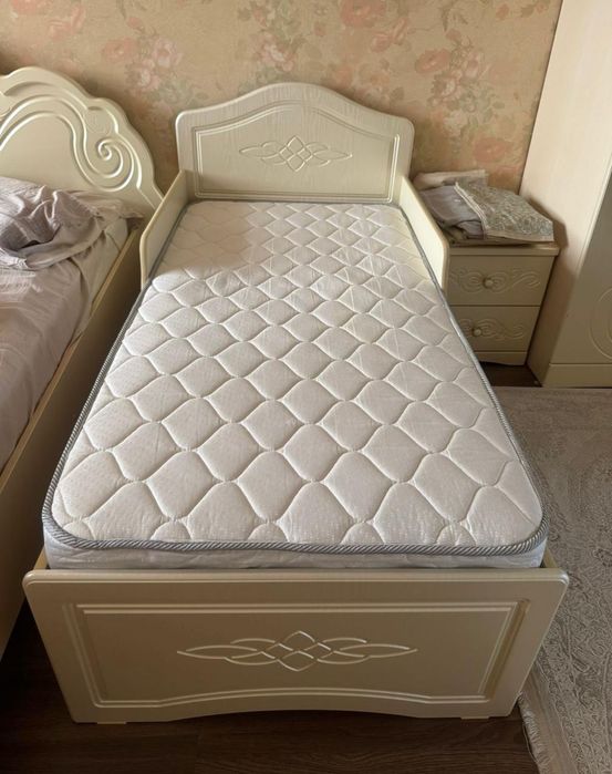 Кровать подростковая