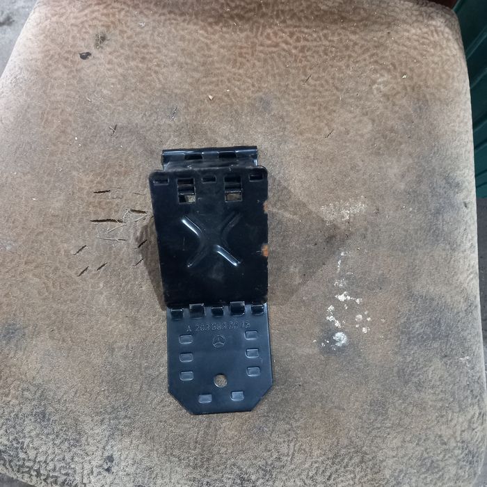 Продаю запчасти на мерс 221