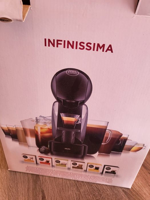 Машина за кафе Dolche Gusto infinissima