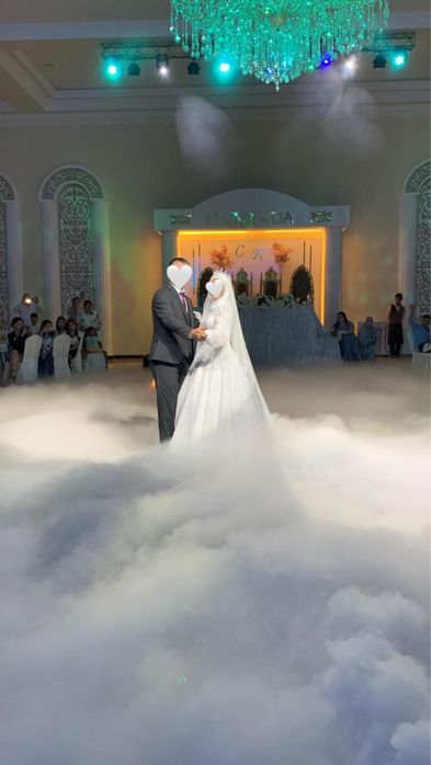 Свадебное платье.