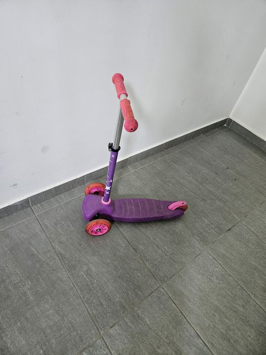 Trotineta fetita reglabila