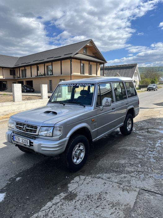 Hyundai Galloper
