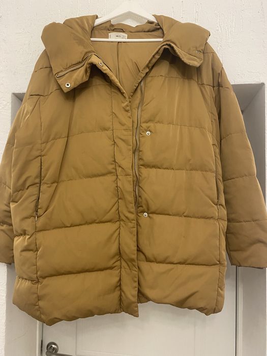 Продам куртку зимнию Mango