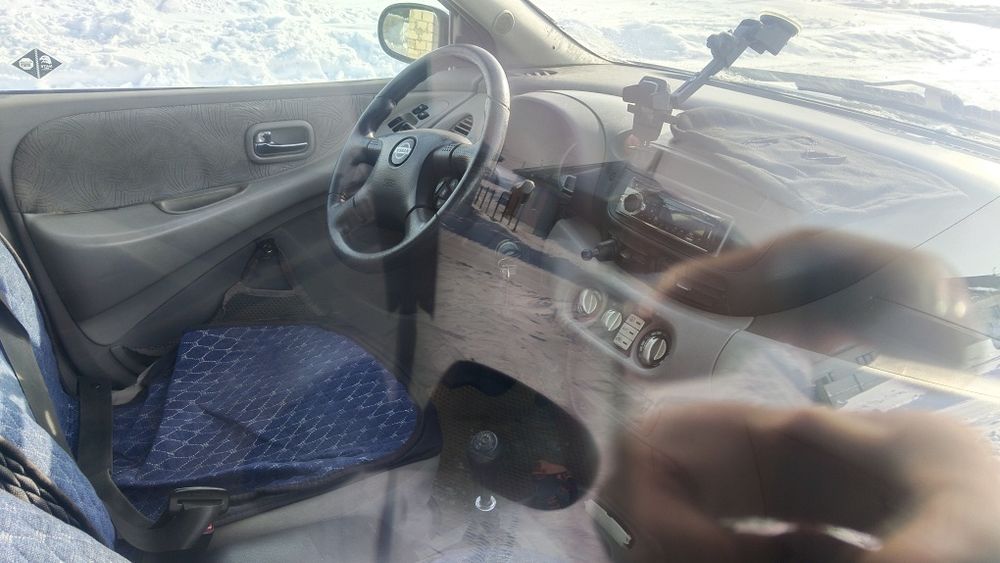 Машина сатылады.