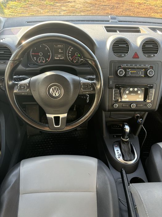 Volkswagen Caddy Maxi 2.0 TDI Trendline DSG, 7 locuri