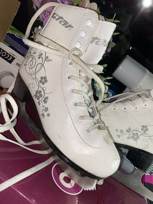 Коньки кожаные. Майкудук