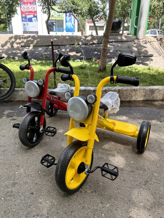 Детские трёхколёсные велосипеды.